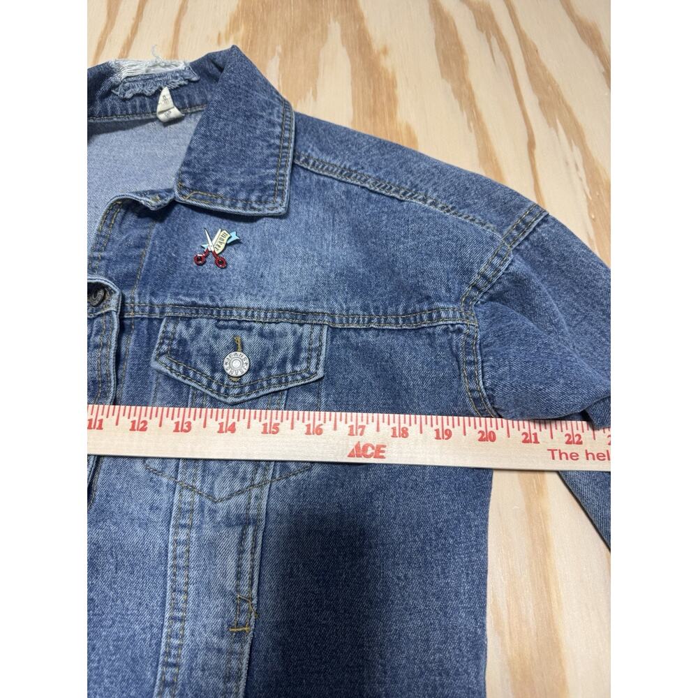 Crane Embroidered Blue Button-up Denim Jacket Destressed Detailing Women’s L - Picture 6 of 8